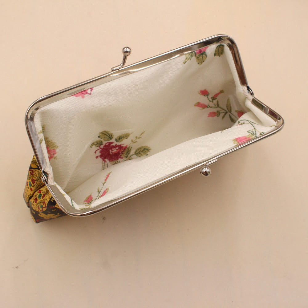 Wholesale PVC Jakarivara Skull Coin Purse